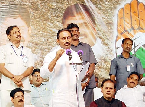 Former Chief minister N Kiran Kumar Reddy of Congress addressing an election meeting in Atmakur (File Photo |  T Subbarami Reddy /EPS)