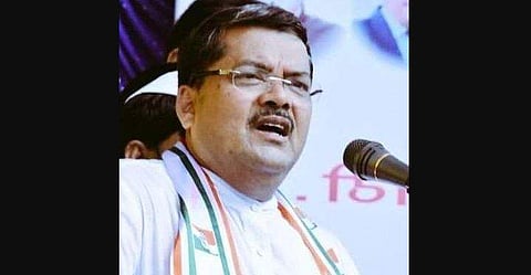 Gujarat Congress in-charge, Mukul Wasnik was summoned to Delhi.