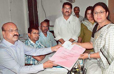 BJP candidate Aparajita Mohanty filing her nomination papers on Wednesday | Irfana