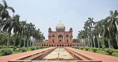 The Safdarjung Tomb, roughly modelled on Humayun’s mausoleum, is surrounded by fountains; (below) a defunct well at the iconic site | SHEKHAR YADAV