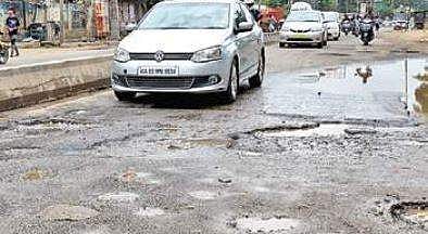 HC hints it will hold Palike responsible for pothole-related deaths