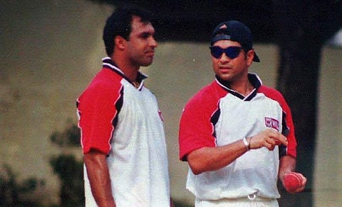 Former Indian cricketer Robin Singh seen here with Sachin Tendulkar (File Photo | EPS)