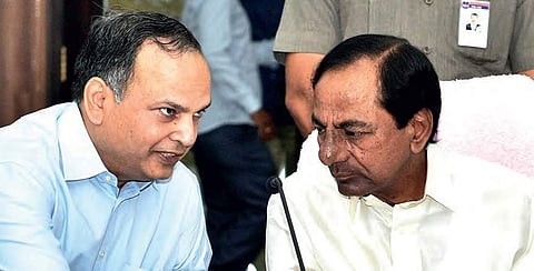 Chief Minister K Chandrasekhar Rao interacts with chief secretary SK Joshi at a conference with district collectors, in Hyderabad. (File Photo|EPS)