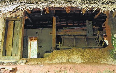 The house of Swadeshabhimani Ramakrishna Pillai at Arangamugal near Neyyattinkara in Thiruvananthapuram is now close to coming apart | BP DEEPU