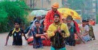 15,387 houses were damaged due to the floods in Haveri district, this year | Express