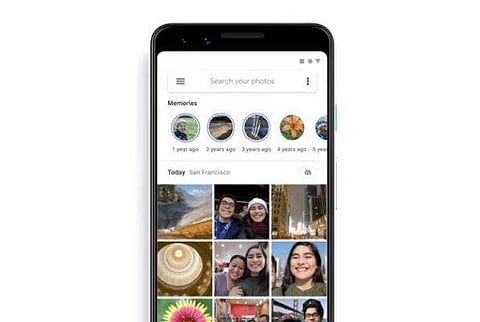 Google Photos has added a new feature called 'Memories'. (Photo | Twitter/Screengrab)
