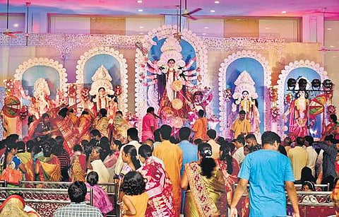 Officials of the civic body said the committees won’t be forced to obtain the NoC from BMC to organise puja. (File Photo | EPS)