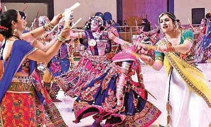 The event concluded with an innovative fusion of the traditional garba and dandiya dance style known as salsa garba.