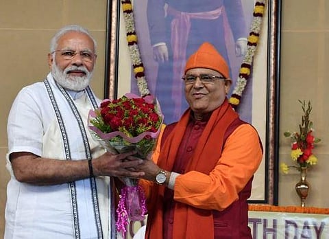 This is PM Modi's second visit to Belur Math after becoming prime minister. (Photo | Twitter)