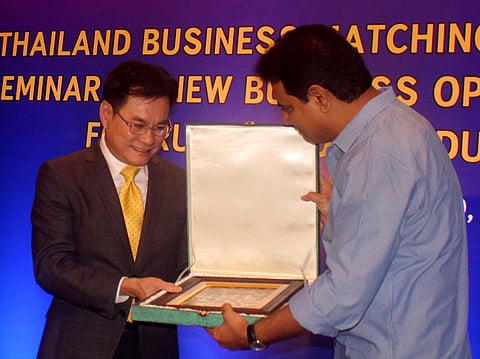 IT Minister KT Rama Rao welcoming Thailand Deputy PM Jurin Laksanawisit in Hyderabad| Sathya Keerthi