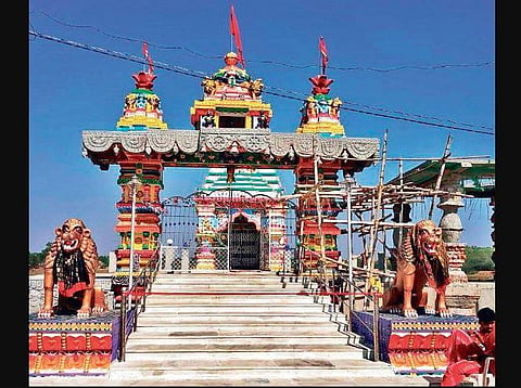 Maa Dakhin Kali temple in Jagatajora village.