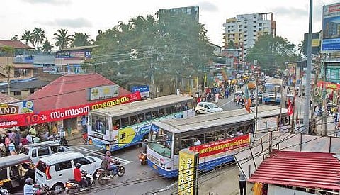 The busy Sreekaryam junction    B P Deepu