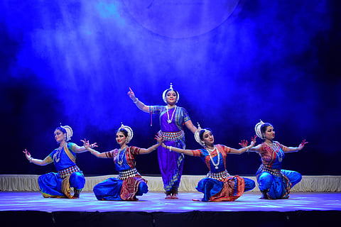 Kavita Dwibedi during her group Odissi performance at the Nishagandhi dance festival held at the Nishagandhi auditorium in the city on Tuesday. (Photo | Vincent Pulickal, EPS)
