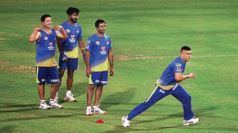 (L-R) Chennai Super Kings’ Piyush Chawla, KM Asif, Ambati Rayudu and MS Dhoni during a practice session. (Photo | EPS)