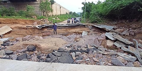 The damaged ORR service road bridge at Hyderabad's Rajendranagar. 