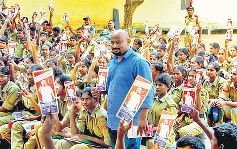31-year-old Pattupogula Pavan Kumar, an engineering graduate, sets up  Blood 2 Live, a voluntary organisation in Kadapa to save lives of people. (Photo | Express)