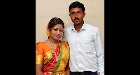Chandru and Shashikala had decided to have pre-wedding shoot in front of Mysuru Palace