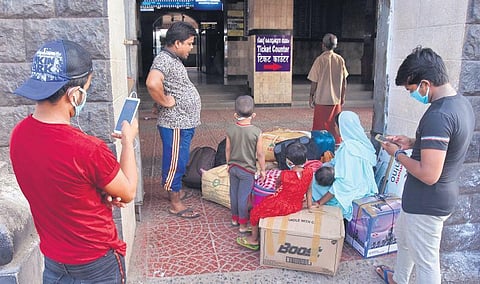 A migrant family at the Central railway station in Thiruvananthapuram | BP Deepu