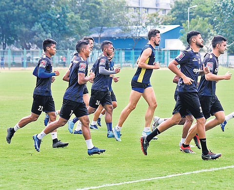 Chennaiyin FC players during a  training session. (Photo | EPS/D sampathkumar)