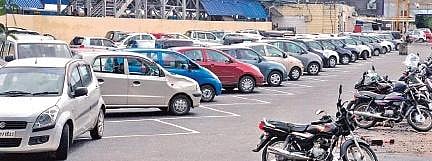 Central station gets new parking lot