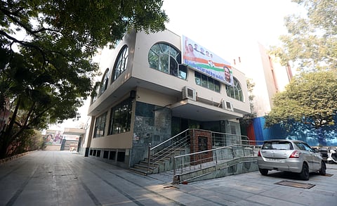A view of the Delhi Pradesh Congress Committee office on the Assembly polls results day on Tuesday. (Photo| Shekhar Yadav, EPS)