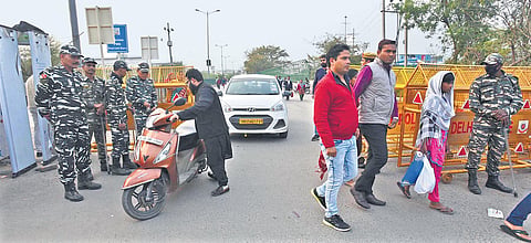 Regular commuting resumed briefly on road number 9 at Shaheen Bagh after the barricades were removed for some time. (Photo | EPS)