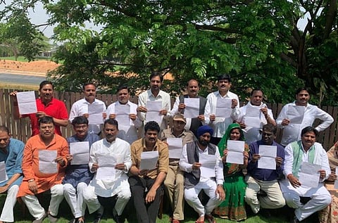 19 Congress MLAs including six state ministers from Madhya Pradesh who are in Bengaluru, tender their resignation from the assembly after Jyotiraditya Scindia resigned from the party. (Photo | ANI)