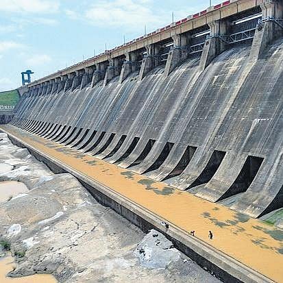 New cracks found in Hirakud spillway