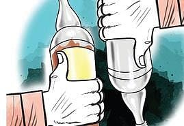 Miscreants hurl liquor bottles at place of worship in Madannapet