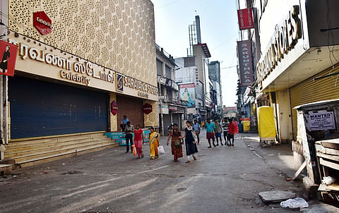The famous business center - Ranganathan street at T Nagar was closed following the orders of Chennai corporation. (Photo | EPS/ Jawahar P Ashwin)