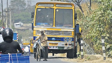 The issue is prevalent along the Vanagaram-Ambattur Bypass  Road  D Sampathkumar
