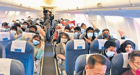 Expats feel heat as Kuwait issues travel restrictions after Saudi