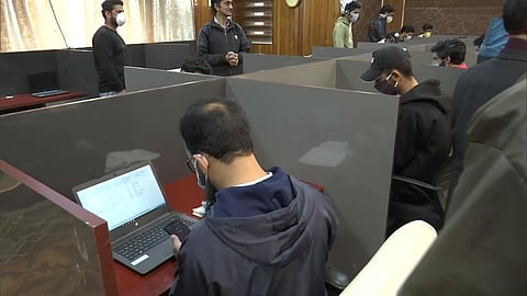 Jammu & Kashmir LG GC Murmu e-launched COVID-19 call centre in Srinagar earlier today. (Photo | ANI)