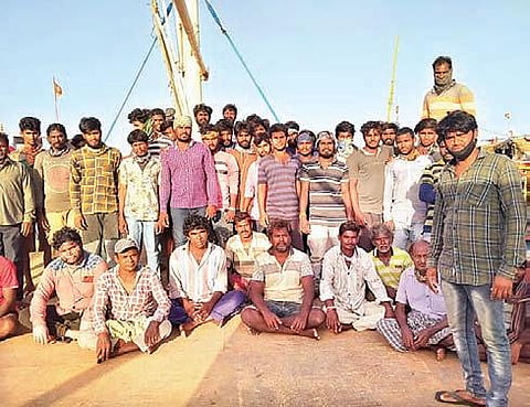 Earlier, the State government sent relief materials and financial assistance to the stranded fishermen and proposed to shift them once the lockdown is lifted.