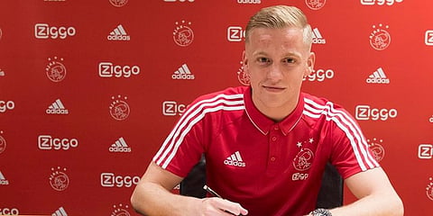 Ajax midfielder Donny van de Beek. (Twitter Photo)