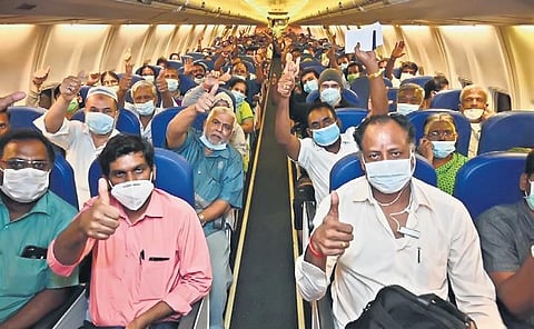 Excited passengers waiting on a plane for take-off in Kuala Lumpur | Twitter