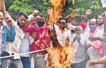 TRSKV members burn the effigy of Modi during a protest against auction of coal blocks, in Hyderabad | S SENBAGAPANDIYAN