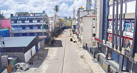 Following a seal down, KR Market continues to wear a deserted look   | Pandarinath B