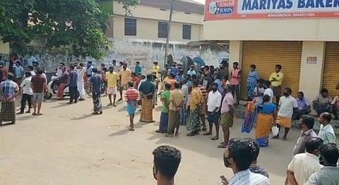 Mayor K Sreekumar said that people should not come outside due to the current coronavirus situation. 