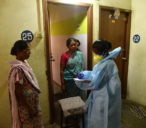 Health workers checking people door to door to prevent the Covid infection at Chintadripet, in Chennai (Photo | R Sathish Babu, EPS)