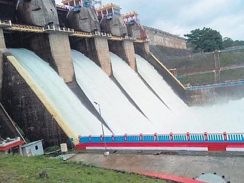 Over 11,000 cusecs of water was let out from Harangi reservoir after heavy downpour across Kodagu I Express