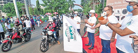 Tourism Minister Jyoti Prakash Panigrahi flagging off Kalinga Rides rally in Bhubaneswar on Sunday | Irfana