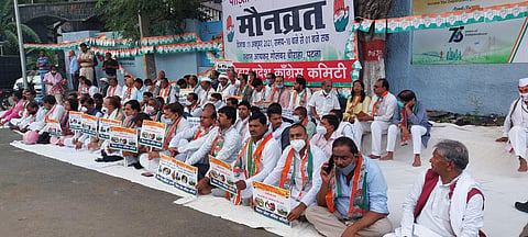 Congress Party leaders in Bihar on Maun Vrat (Photo | Twitter)