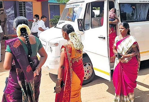 Councillors being brought to the BDO office n a van | Express