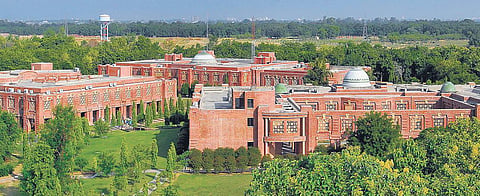 Lucknow Diary