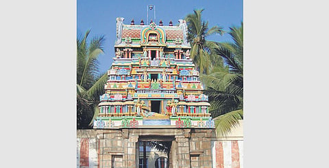 The temple tank here is common to Vishnu and Siva