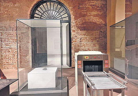Security scanners, exhibit vitrines and the larger-than-life elephant for the Arms & Armour Gallery are already in place at the CMP barrack | ornel