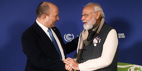 PM Narendra Modi (R) interacts with Israeli Premier Naftali Bennett. (Photo | PMO Twitter)