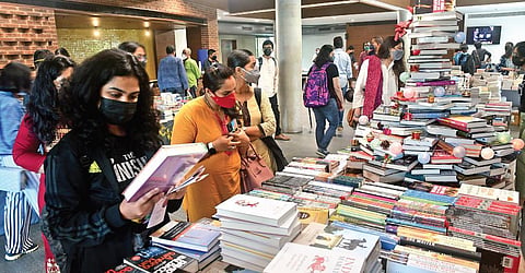 Book lovers throng the Bengaluru Lit Fest on the first day   | Ashishkrishna HP