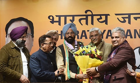 Rana Gurmit Singh Sodhi joins BJP in the presence of Union Minister Bhupender Yadav. (Photo | Parveen Negi, EPS)